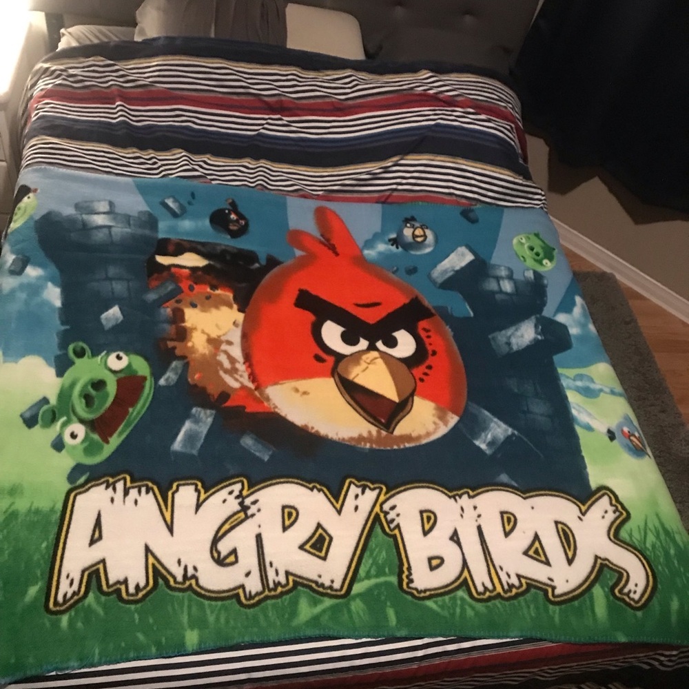 Official Angry Birds Plush Throw Blanket